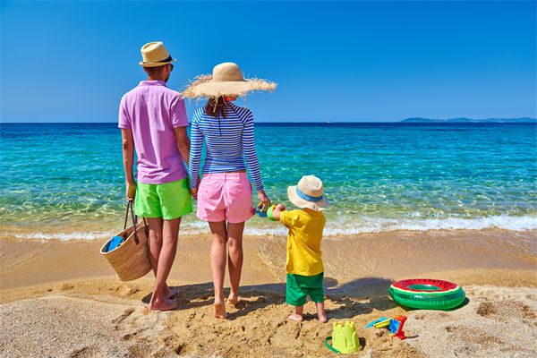 薪酬績(jī)效分析：14歲女孩擺攤賣(mài)玩具25天賺2000元