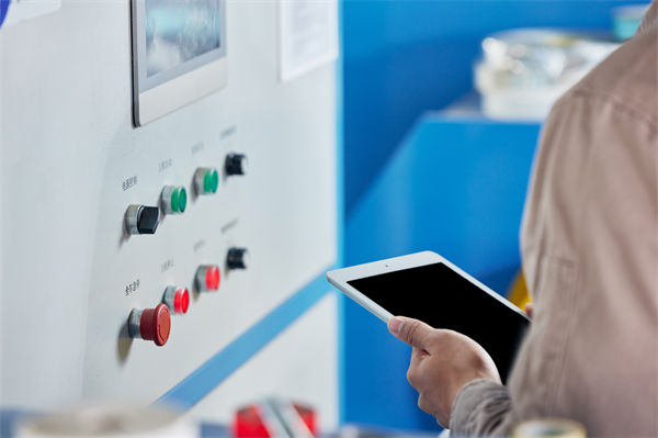 員工抵觸流程變革，數(shù)字化管理轉(zhuǎn)型如何真正落地？