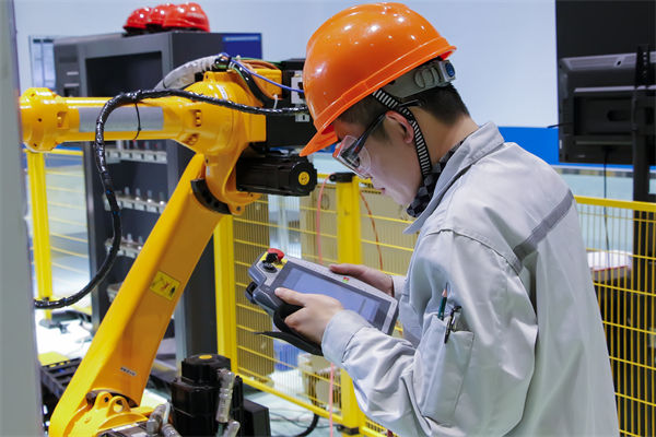 員工抵觸流程變革，數(shù)字化管理轉型如何真正落地？