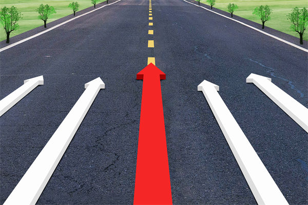 市場(chǎng)競(jìng)爭(zhēng)白熱化，企業(yè)戰(zhàn)略管理如何構(gòu)建差異化優(yōu)勢(shì)？