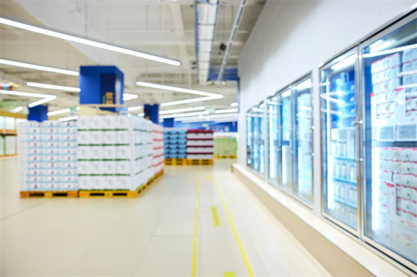 知名超市半年關(guān)了227家店，關(guān)聯(lián)企業(yè)營銷怎么看？