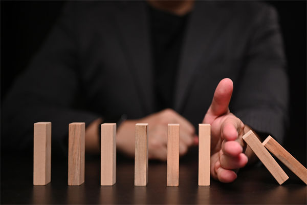 市場(chǎng)競(jìng)爭(zhēng)日趨激烈，戰(zhàn)略規(guī)劃如何協(xié)助構(gòu)建護(hù)城河？