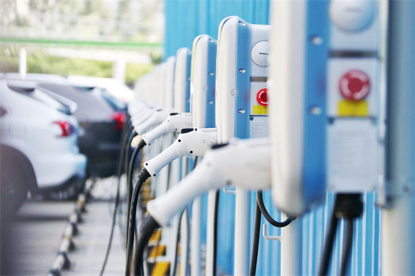 每5輛電動(dòng)汽車就有2個(gè)充電樁，精益生產(chǎn)管理怎么看？